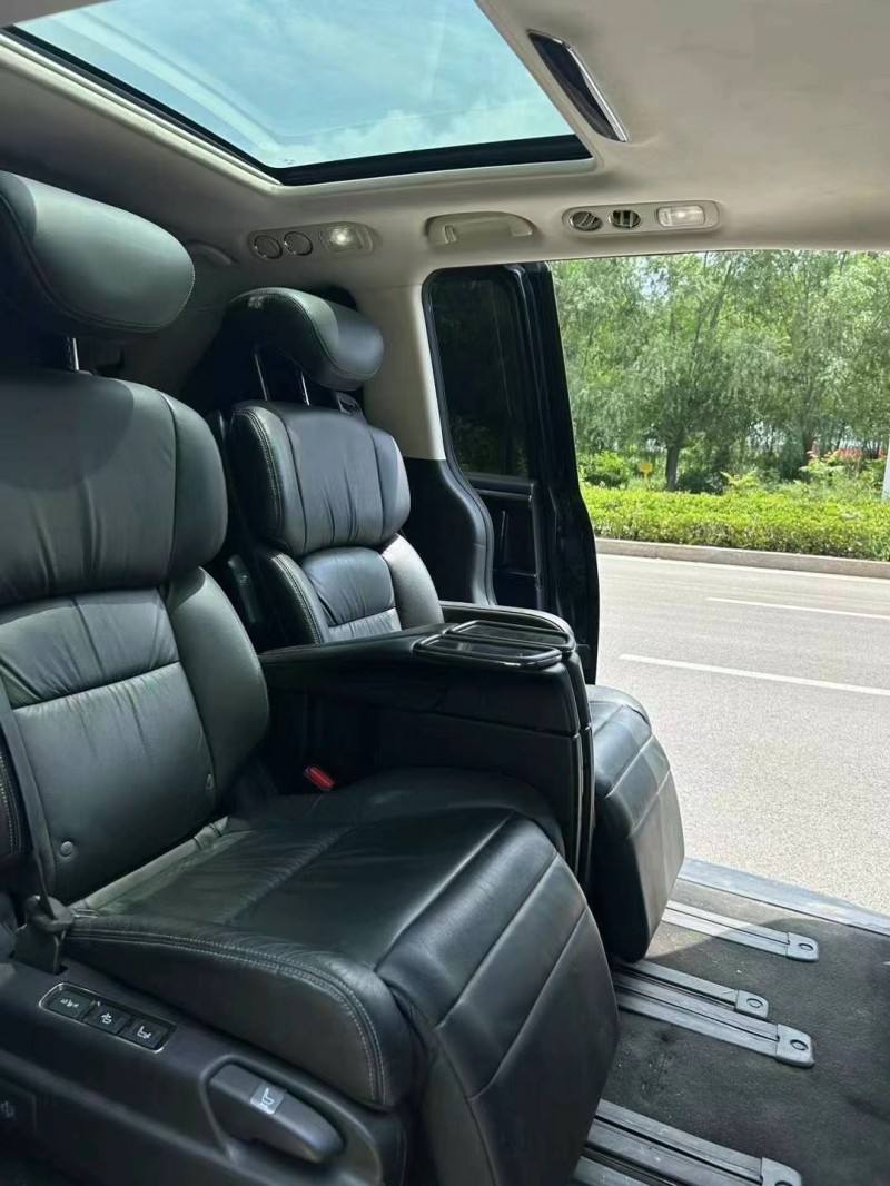 枣庄19年本田艾力绅5