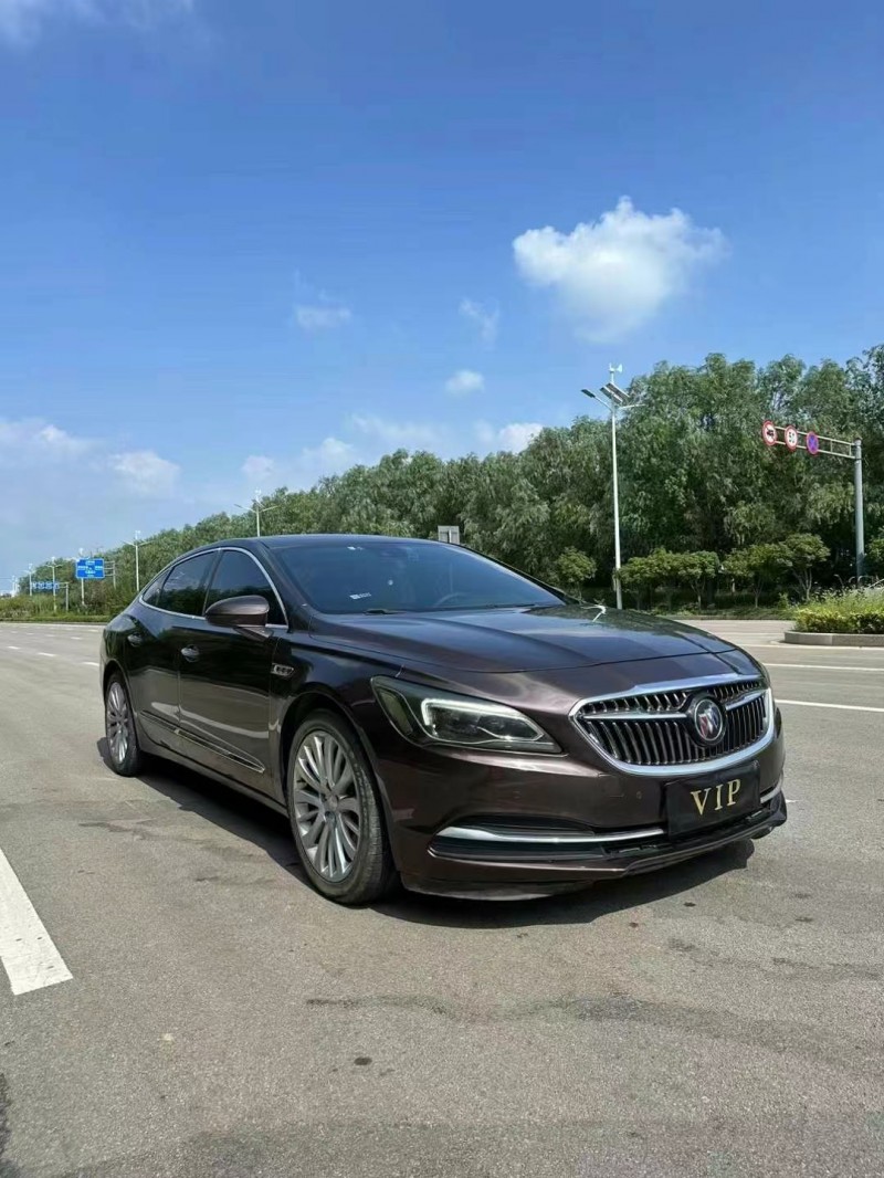 枣庄18年别克君越2