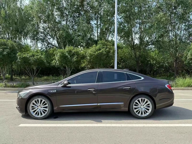 枣庄18年别克君越7