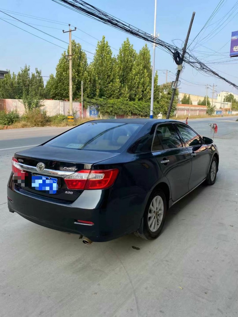 保定13年丰田凯美瑞8