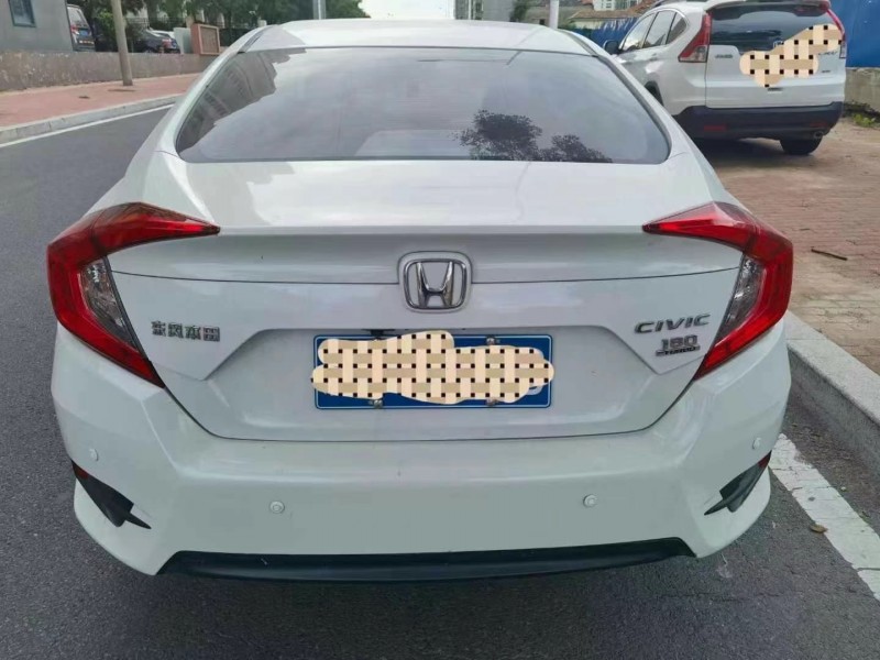 青岛17年本田思域9