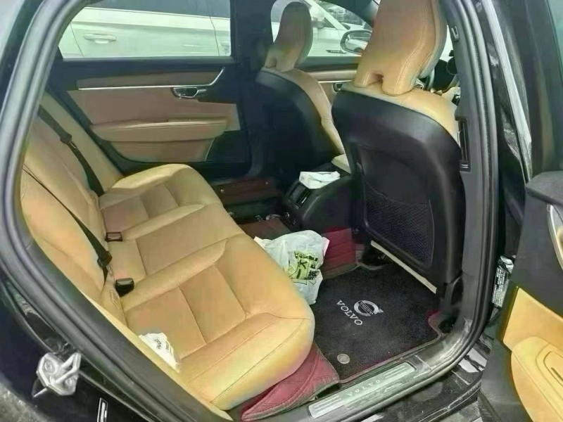 武汉20年沃尔沃S908