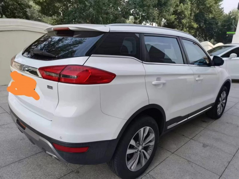 保定17年吉利博越4