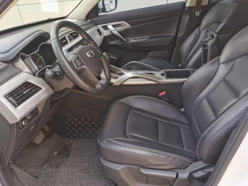 保定17年吉利博越8