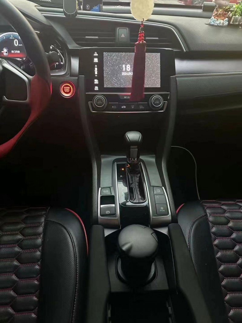 武汉19年本田思域6