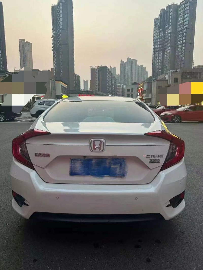 武汉19年本田思域9