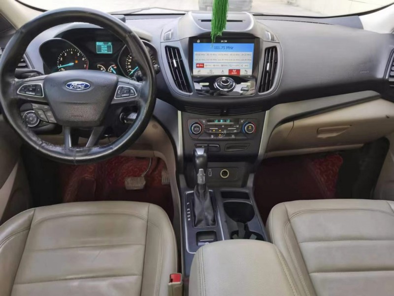 保定17年福特翼虎7