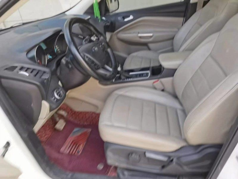 保定17年福特翼虎9