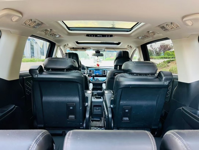 烟台20年本田艾力绅5