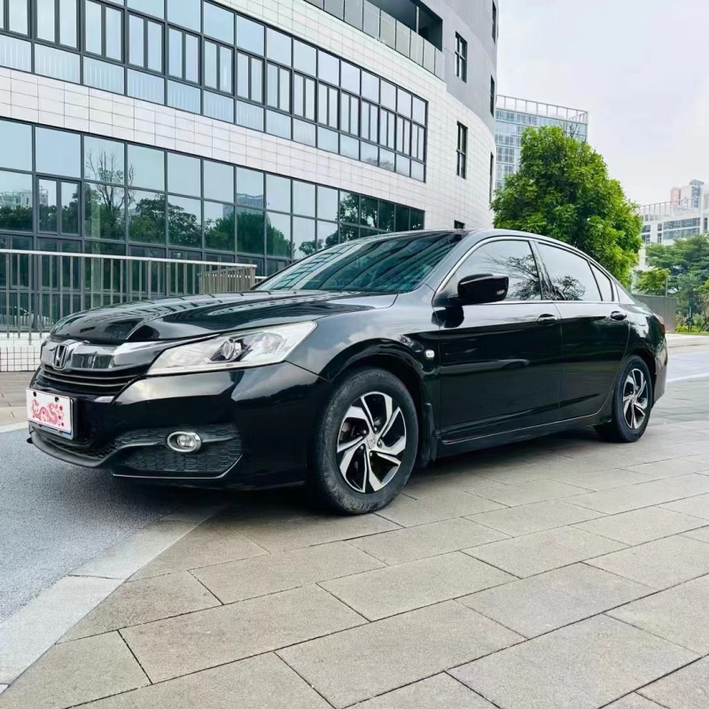 佛山16年本田雅阁3