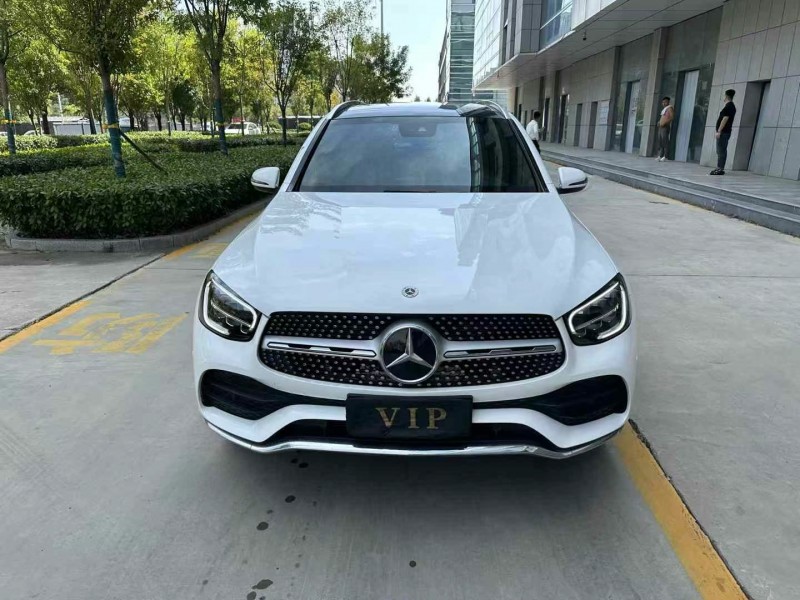 济宁21年奔驰GLC1