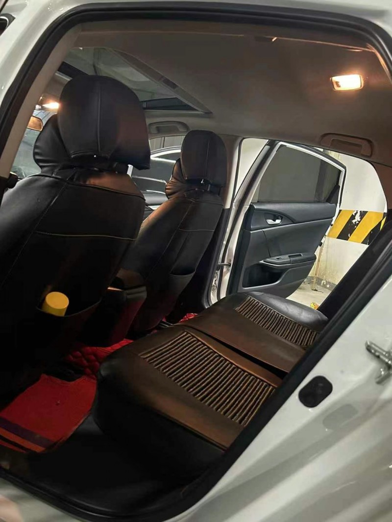 成都18年本田思域6