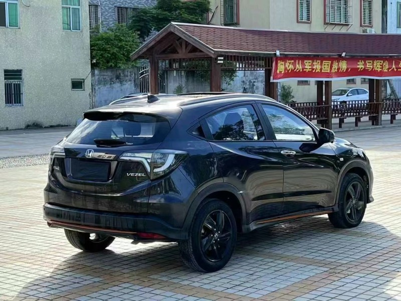 汕头22年本田缤智9