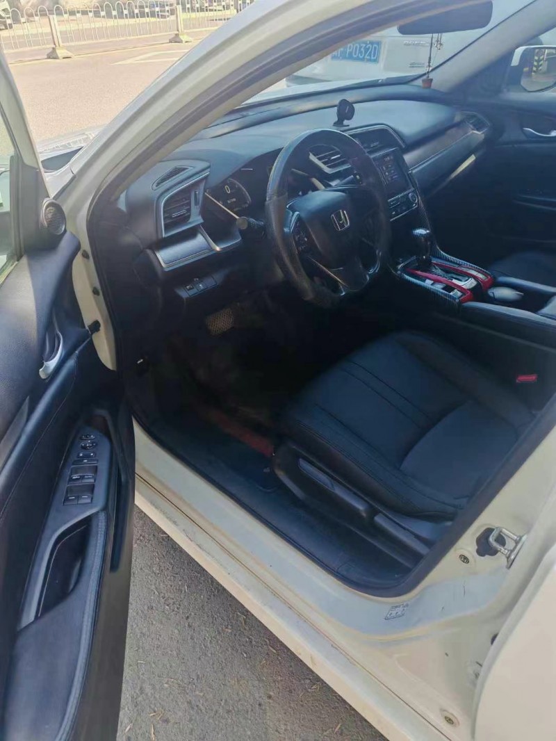 保定18年本田思域6