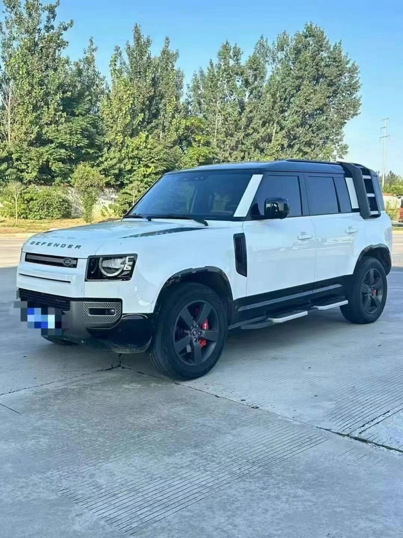 保定23年路虎卫士5