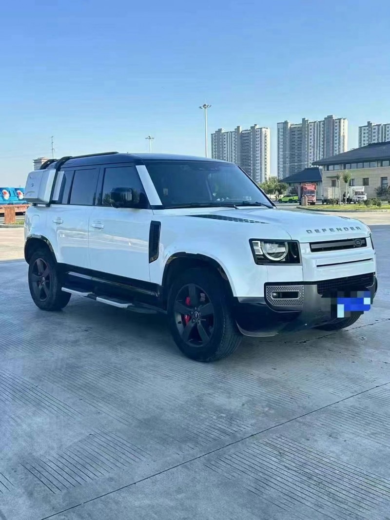 保定23年路虎卫士6