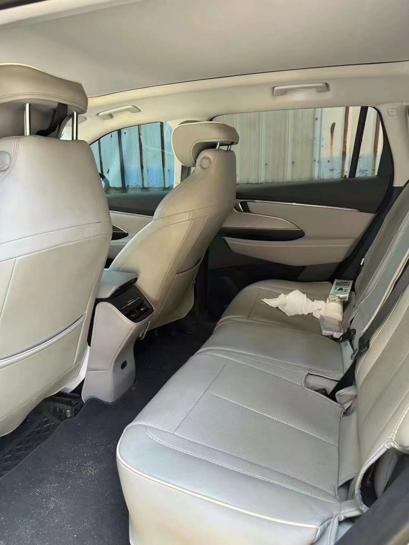 烟台23年别克E57