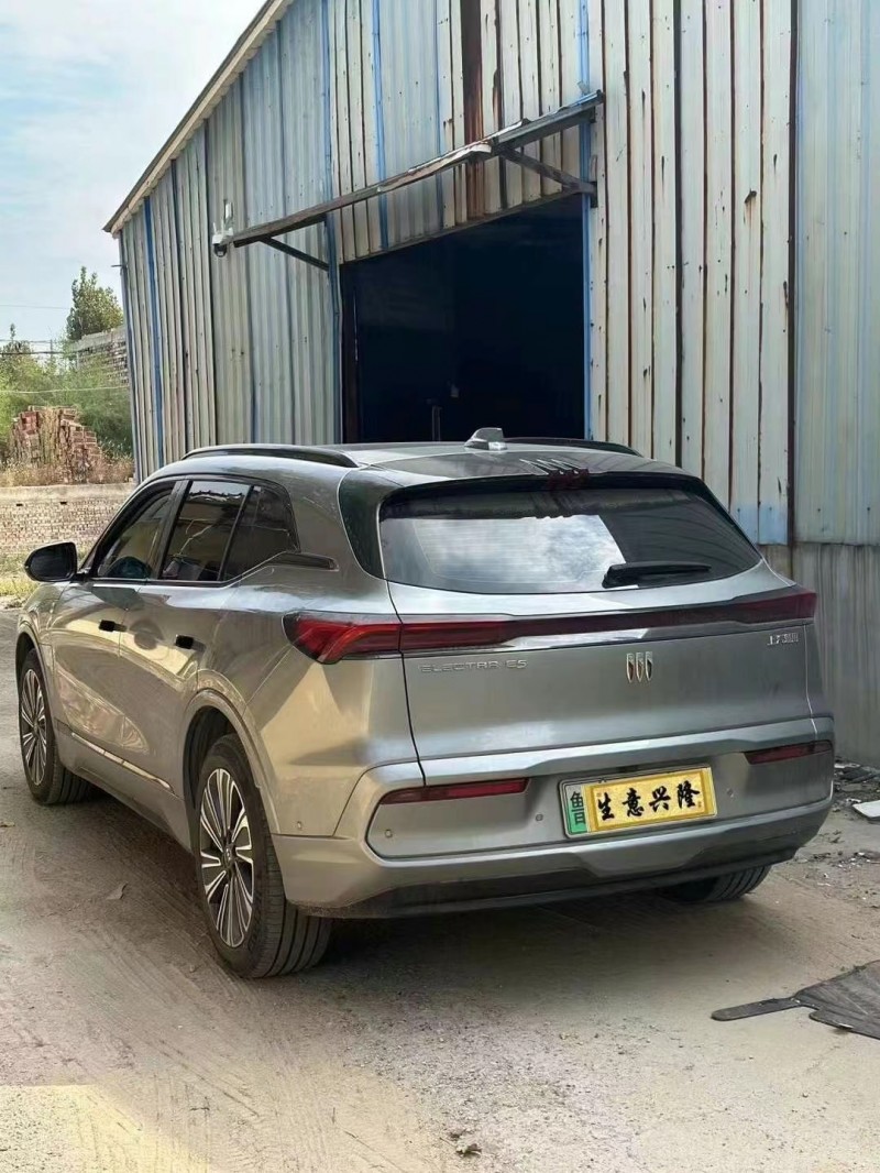 烟台23年别克E58