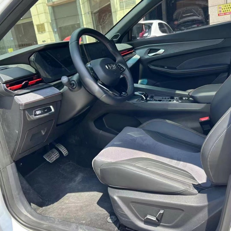 成都22年吉利缤瑞6