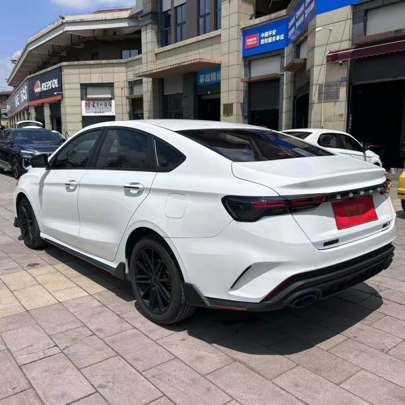 成都22年吉利缤瑞7