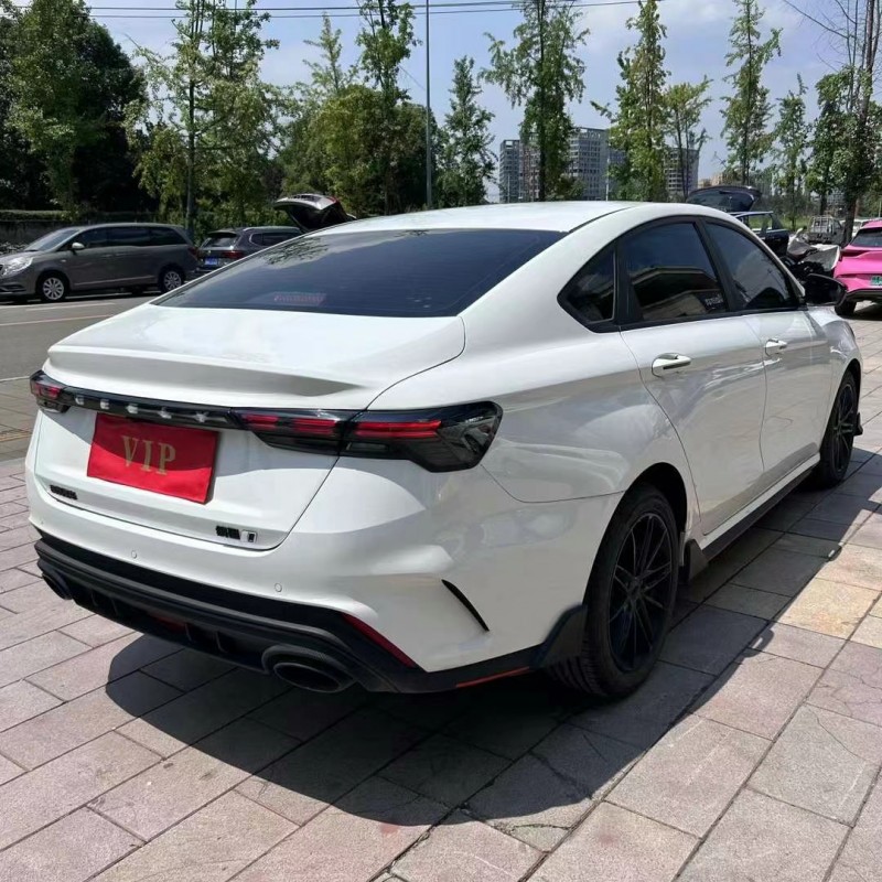 成都22年吉利缤瑞9