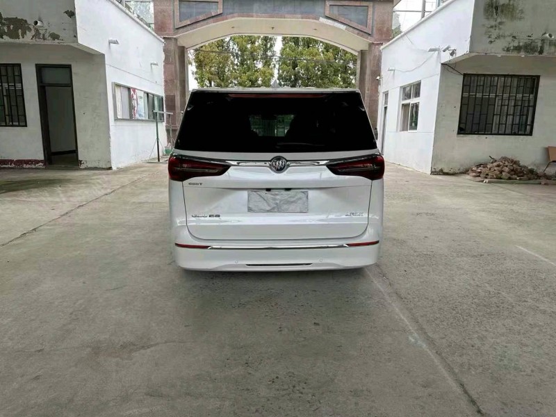 徐州23年别克GL84