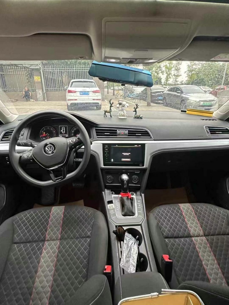 成都22年大众凌渡5