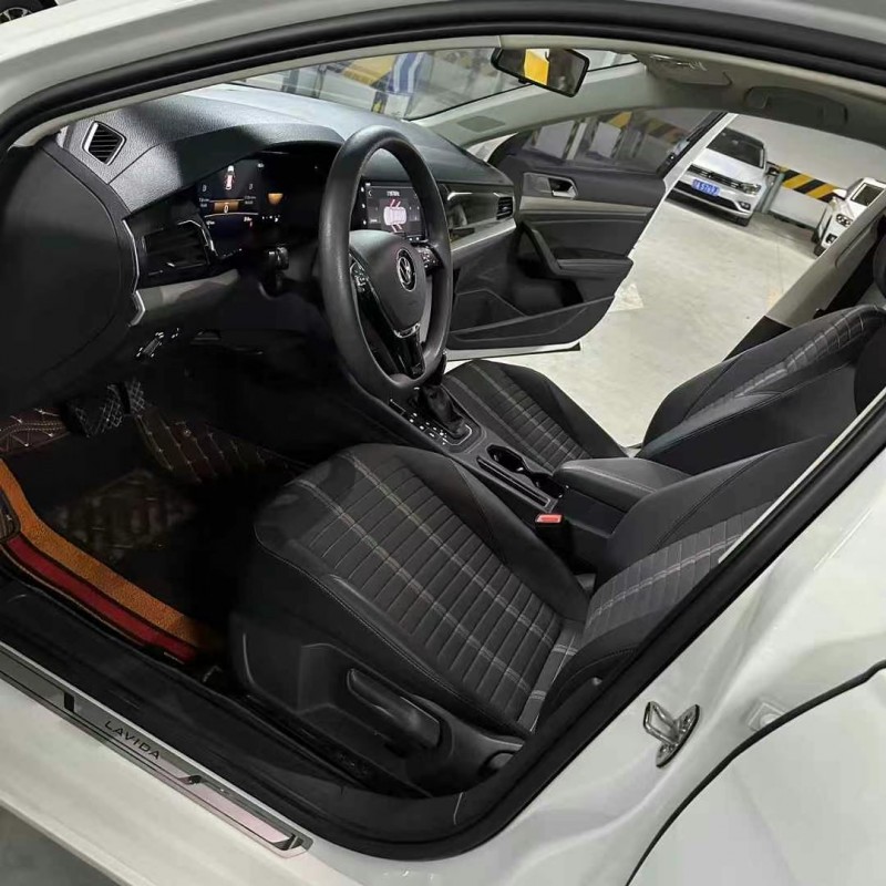 成都21年大众朗逸3