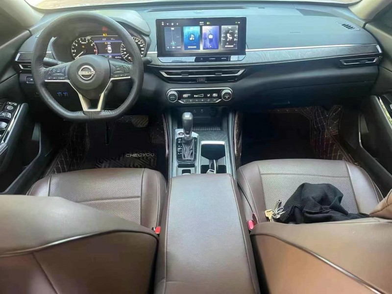 保定23年日产天籁4