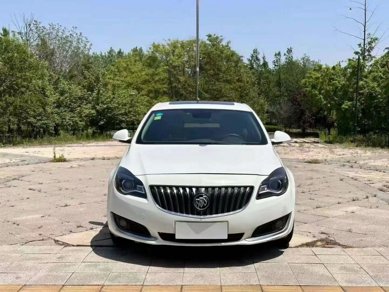 青岛14年别克君威1