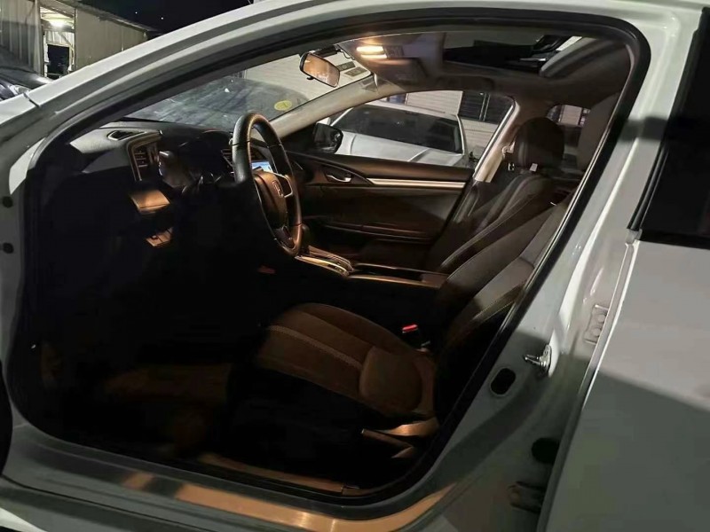 广州17年本田思域6