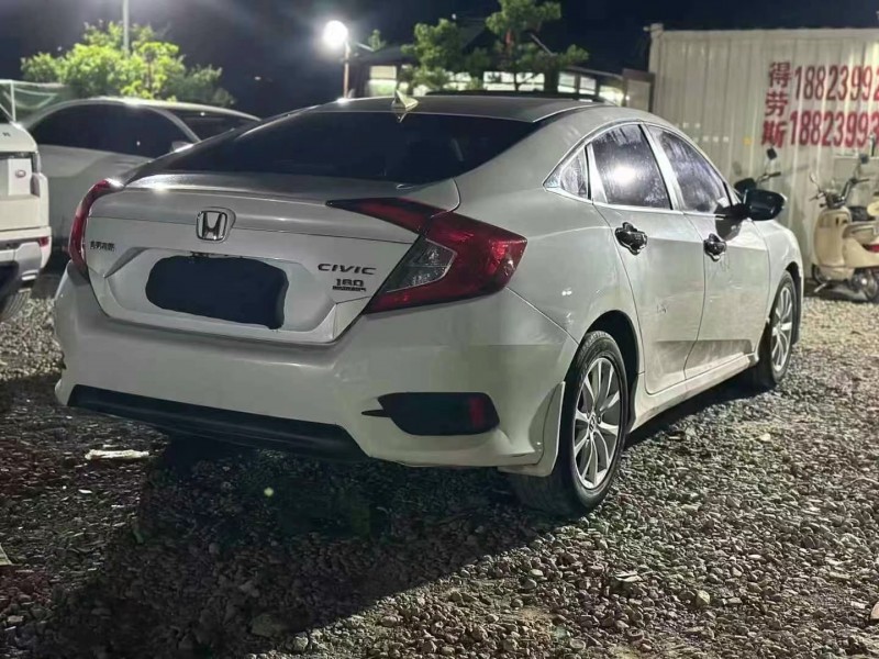 广州17年本田思域9