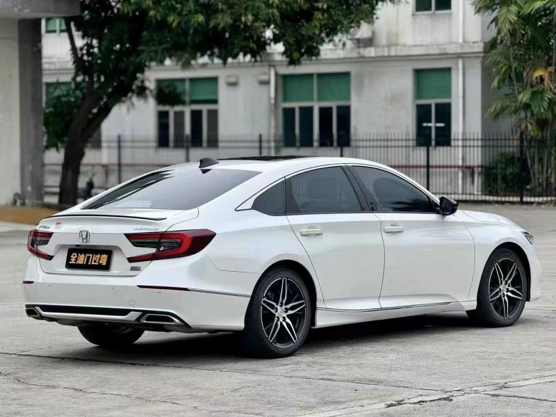 江门23年本田雅阁7