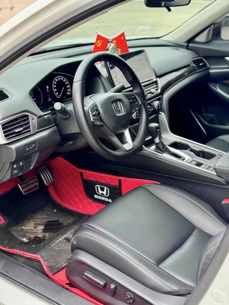 江门23年本田雅阁8