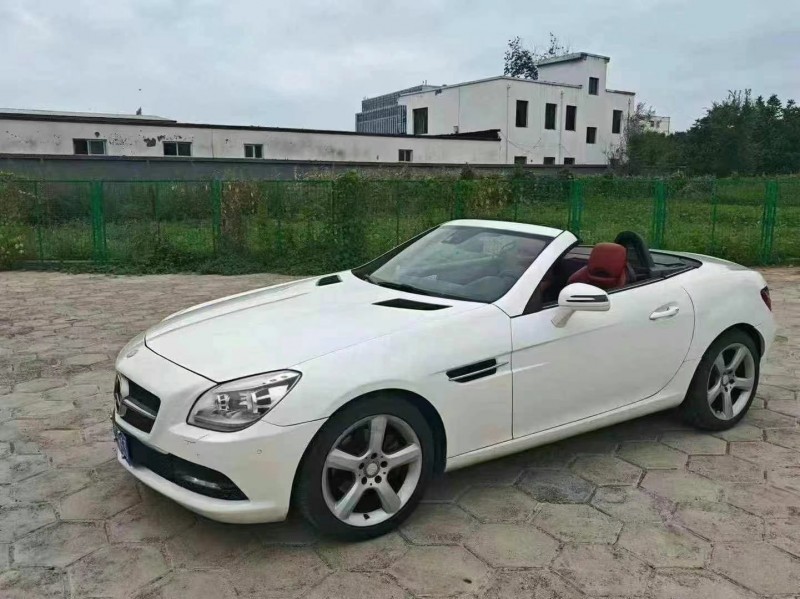 大同15年奔馳SLK9