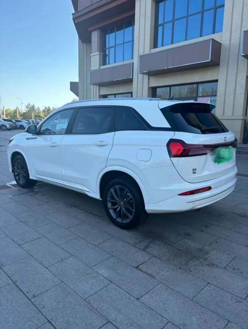 保定24年东风蓝电E54