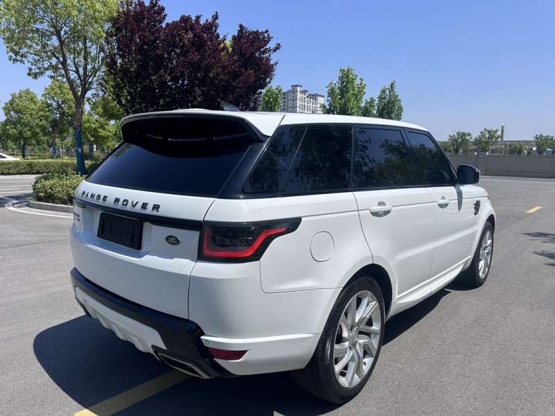 盐城19年路虎揽胜运动8