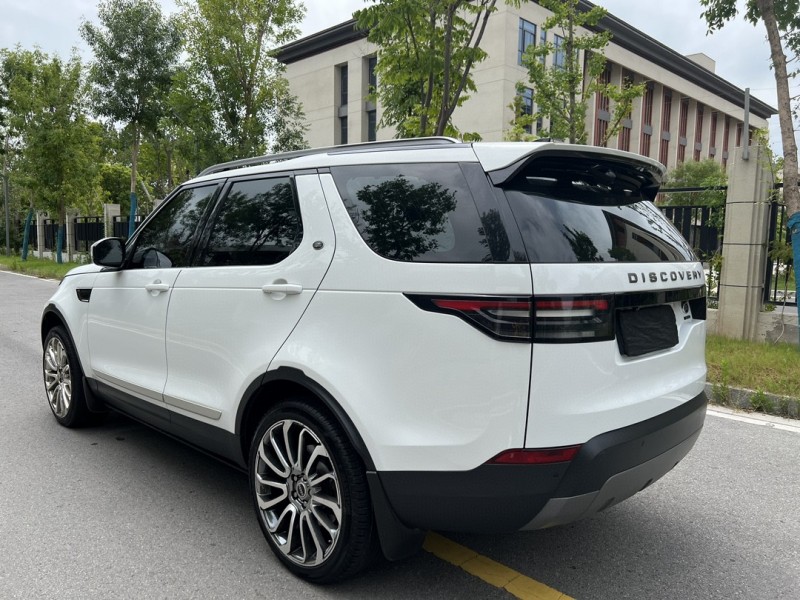 盐城18年路虎发现8