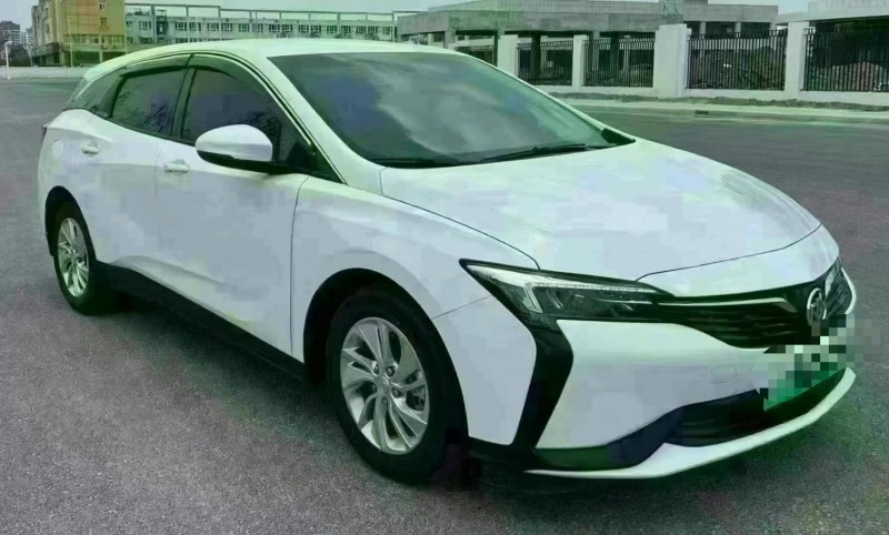 保定23年别克微蓝3