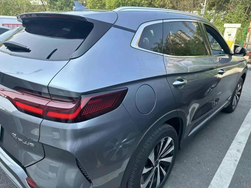 武汉24年比亚迪宋5