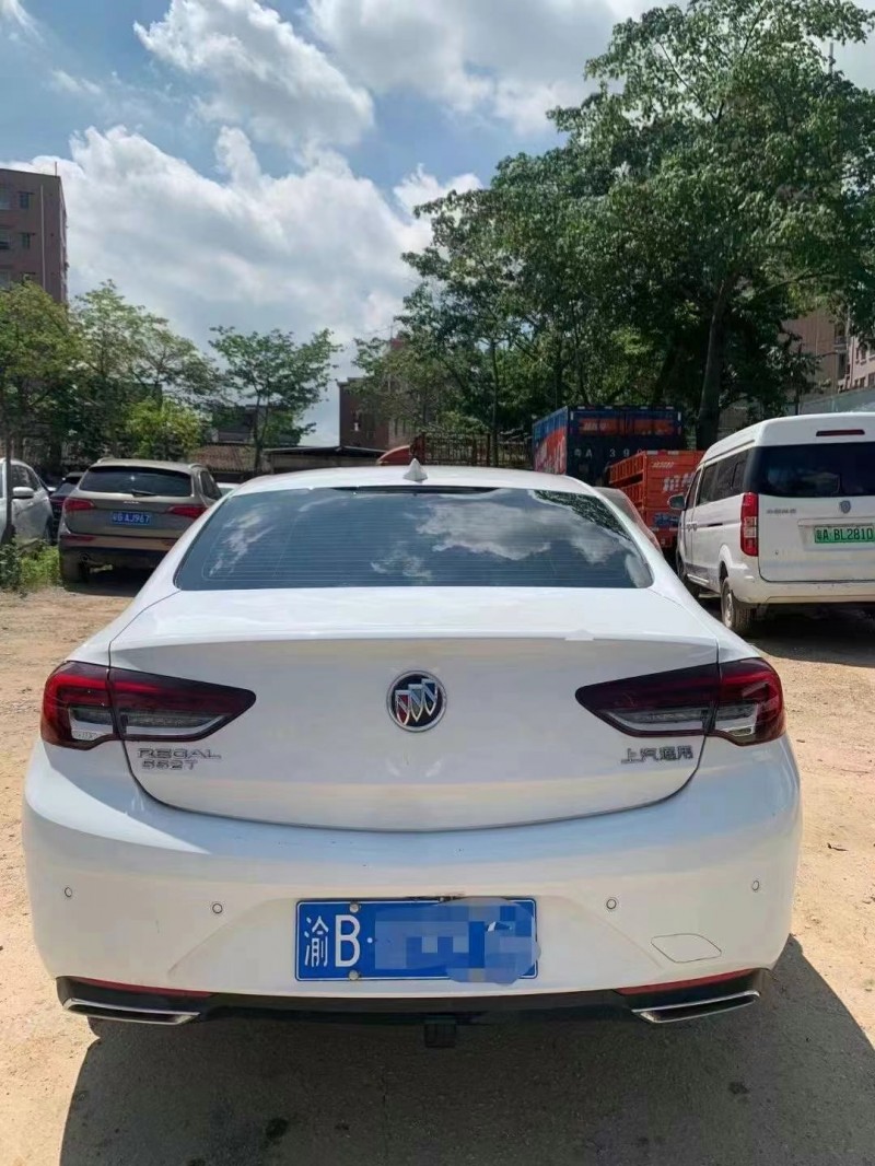 徐州22年别克君威8