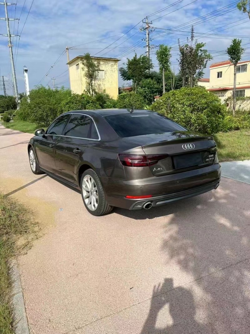 枣庄18年奥迪A4L8