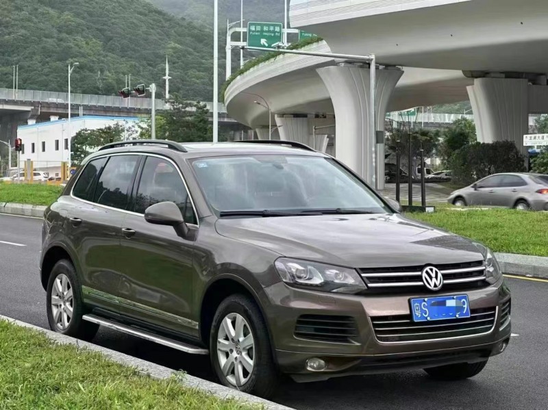广州15年大众途锐3