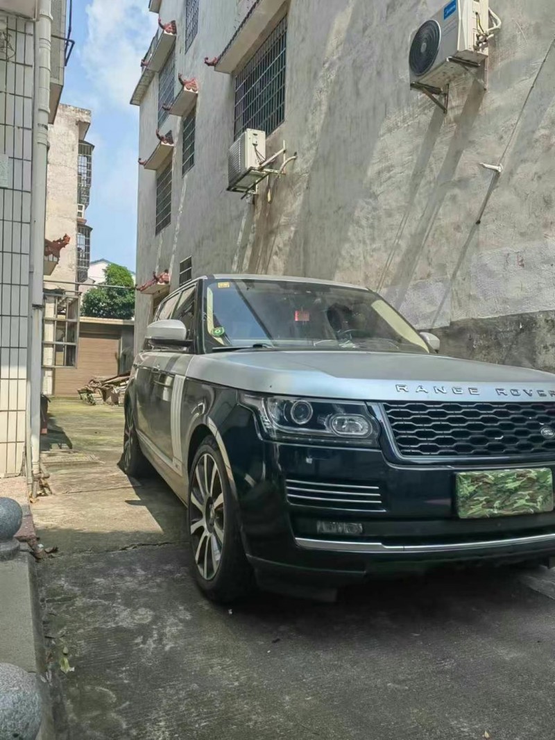 广州16年路虎揽胜行政4