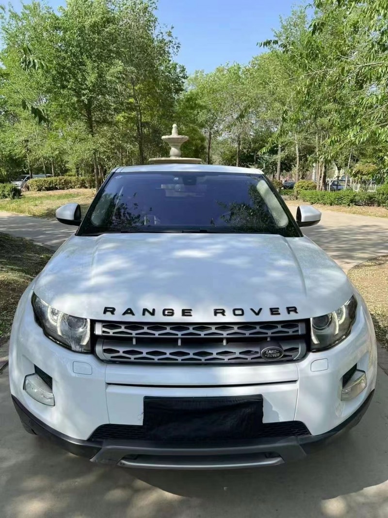 枣庄14年路虎极光1