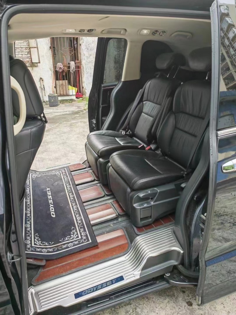 深圳16年本田奥德赛9