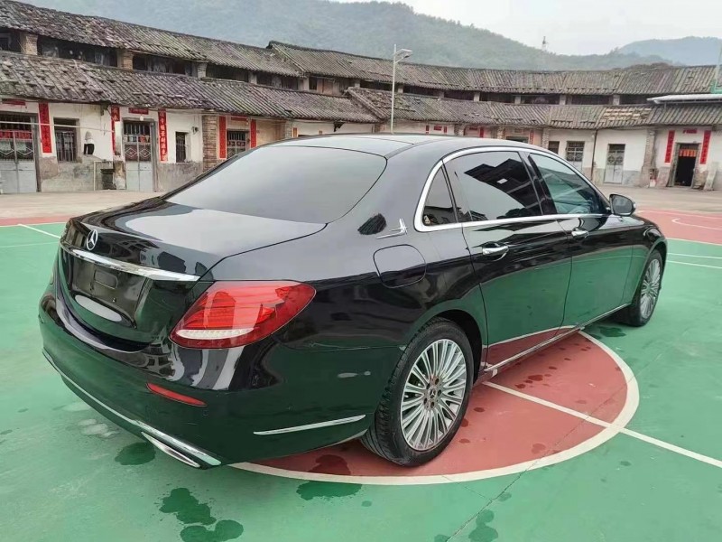 广州20年奔驰E8