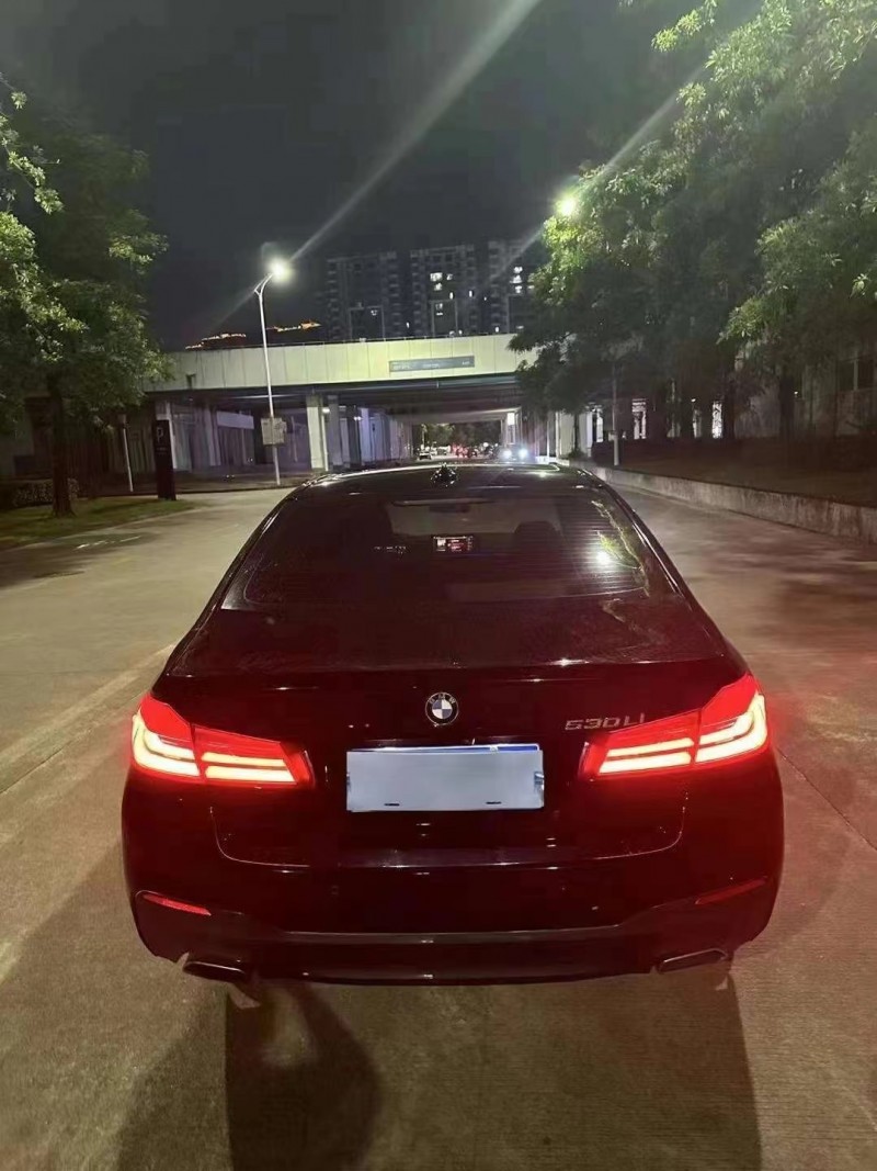 广州20年宝马5系9