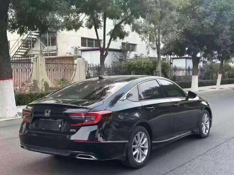 廊坊22年本田雅阁8