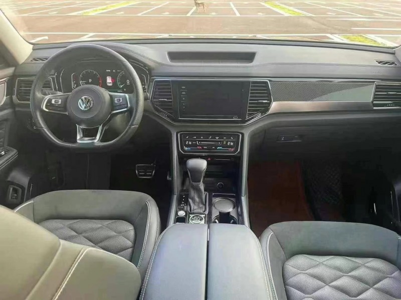 保定21年大众途昂6